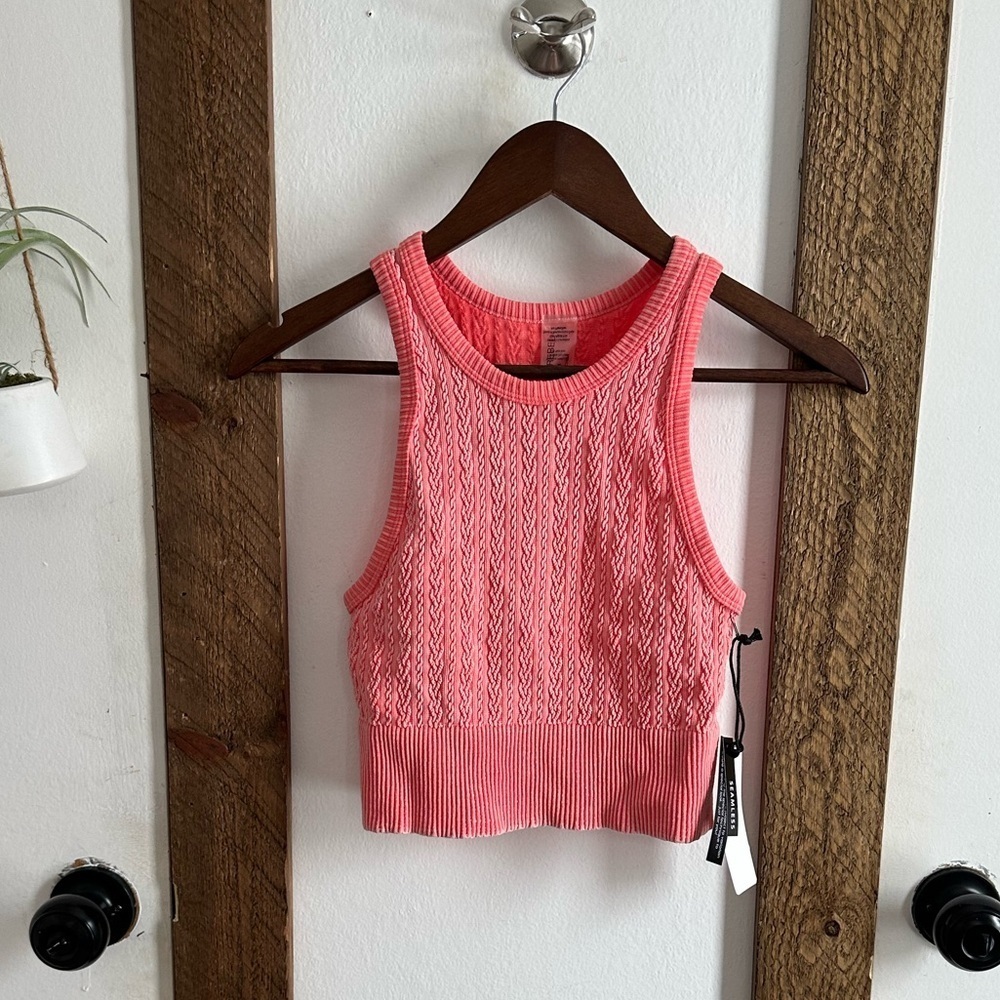 New Urban Rebel Textured Cropped Sweater Tank Top Retro Washed Coral Women’s Sm